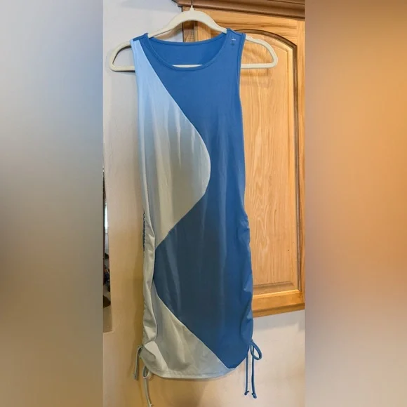 Color Block Ribbed Bodycon Dress - Picture 2 of 6